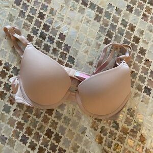 NWT Victorias Secret Pink Wear Everywhere Push-Up Bra 32A Tan/Cream/Beige